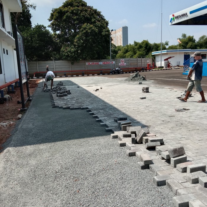 Harga Paving Block per Meter Terpasang